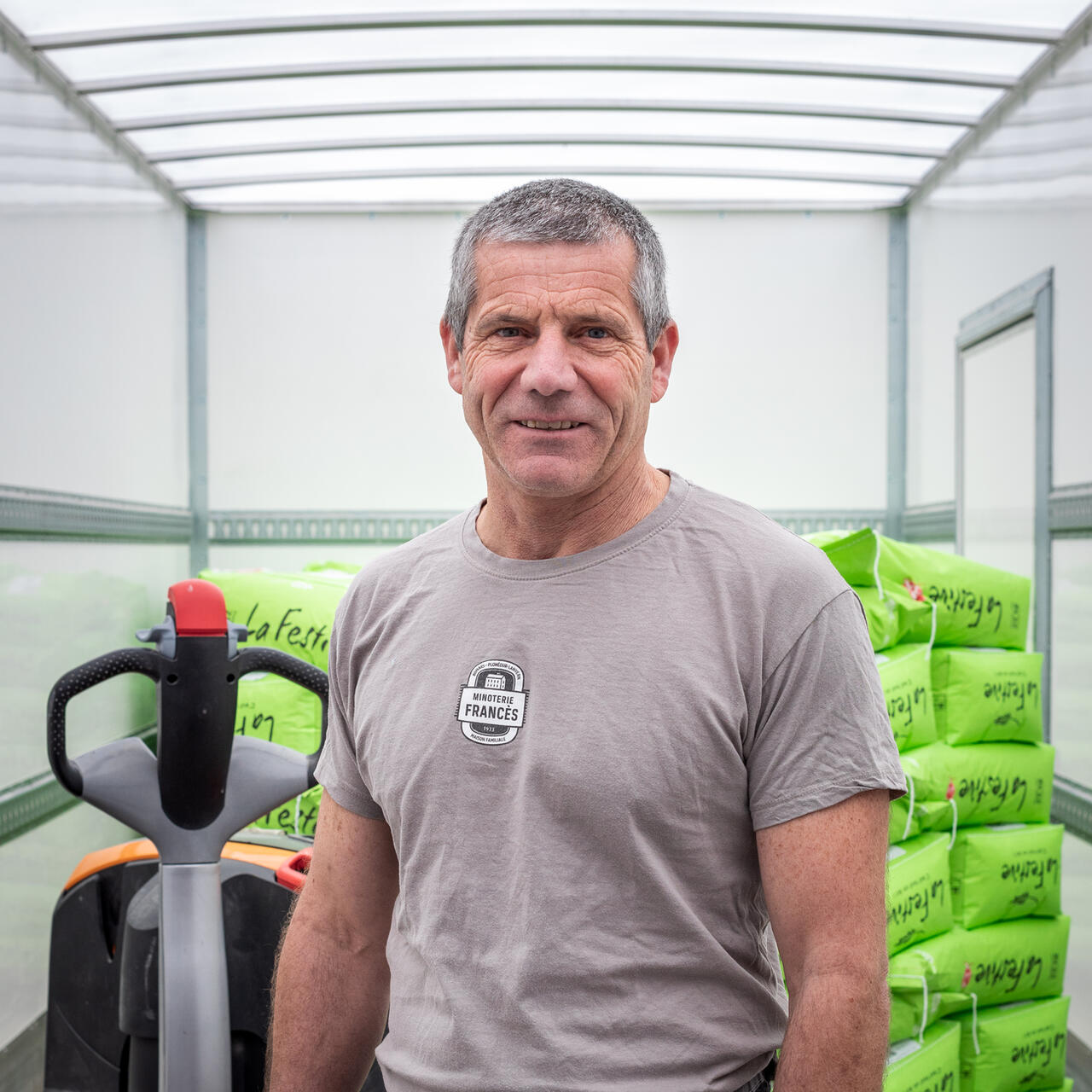 Les chauffeurs-livreurs, les hommes du moulin